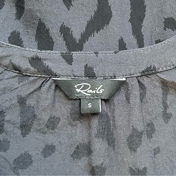 Rails Jasmine Long Sleeve Mini Dress Ash Gray Cheetah Leopard Print Smocked S - Picture 13 of 15